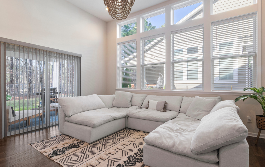 Premium Comfort Meets Big Savings at Acanva
